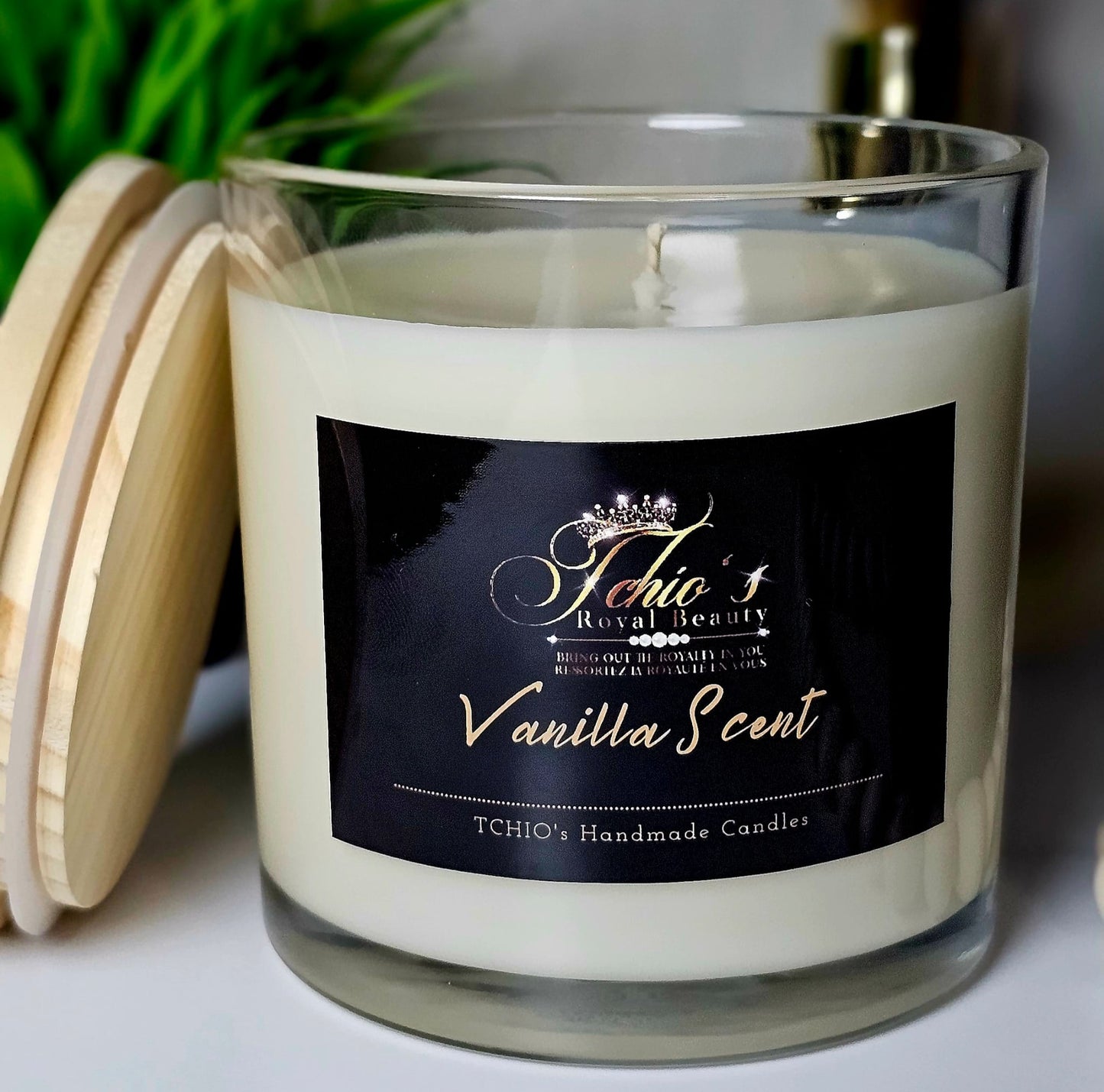 Douceur de Vanille - Vanilla Scented Candle - Handcrafted Pure Natural Soy and coconut Wax 18 OZ - Free Shipping